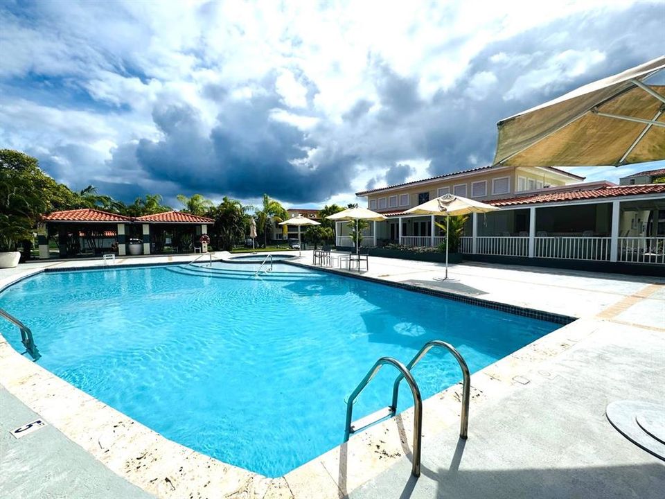 For Sale: $447,000 (3 beds, 2 baths, 1842 Square Feet)