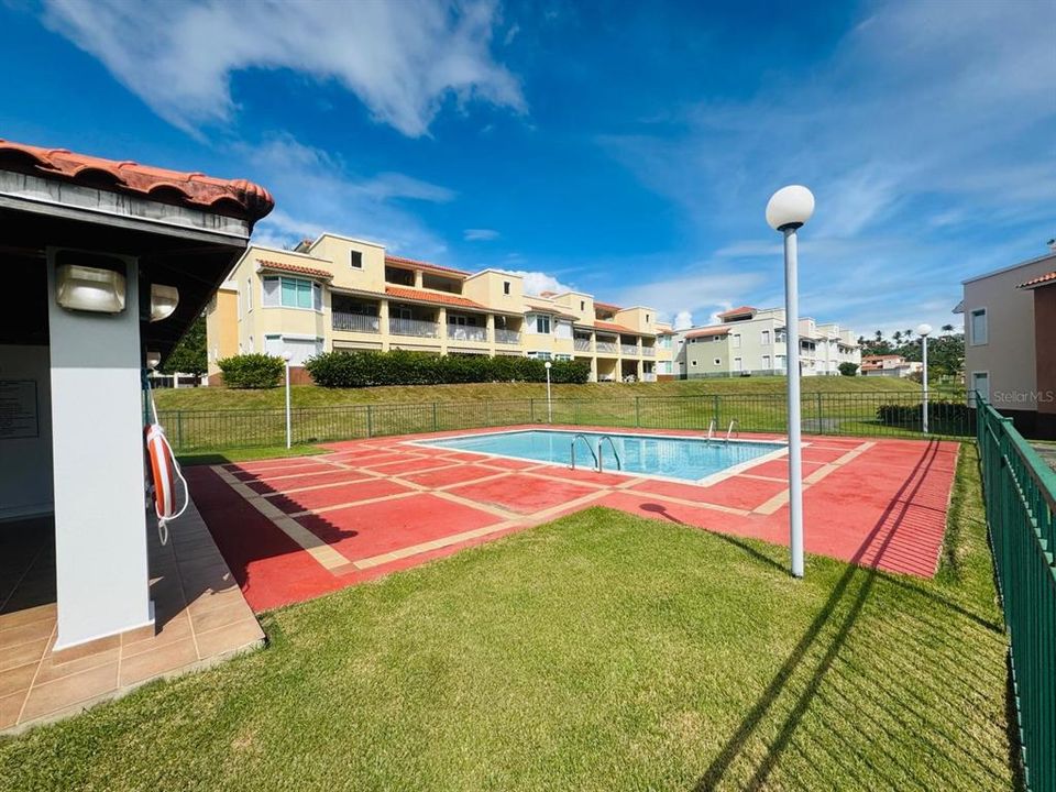 For Sale: $447,000 (3 beds, 2 baths, 1842 Square Feet)