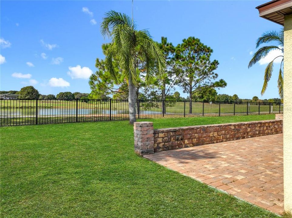 En Venta: $427,000 (5 camas, 3 baños, 2807 Pies cuadrados)