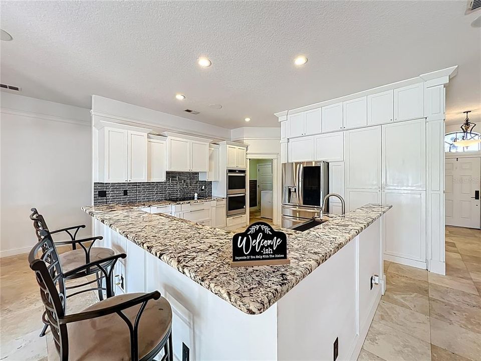 En Venta: $427,000 (5 camas, 3 baños, 2807 Pies cuadrados)