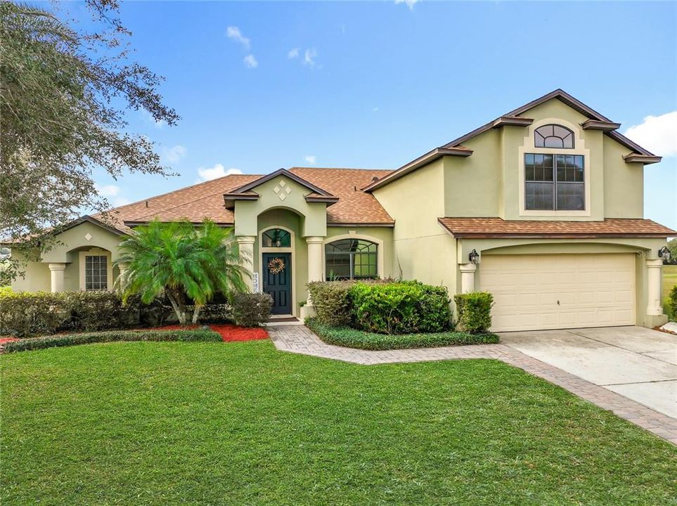 En Venta: $427,000 (5 camas, 3 baños, 2807 Pies cuadrados)