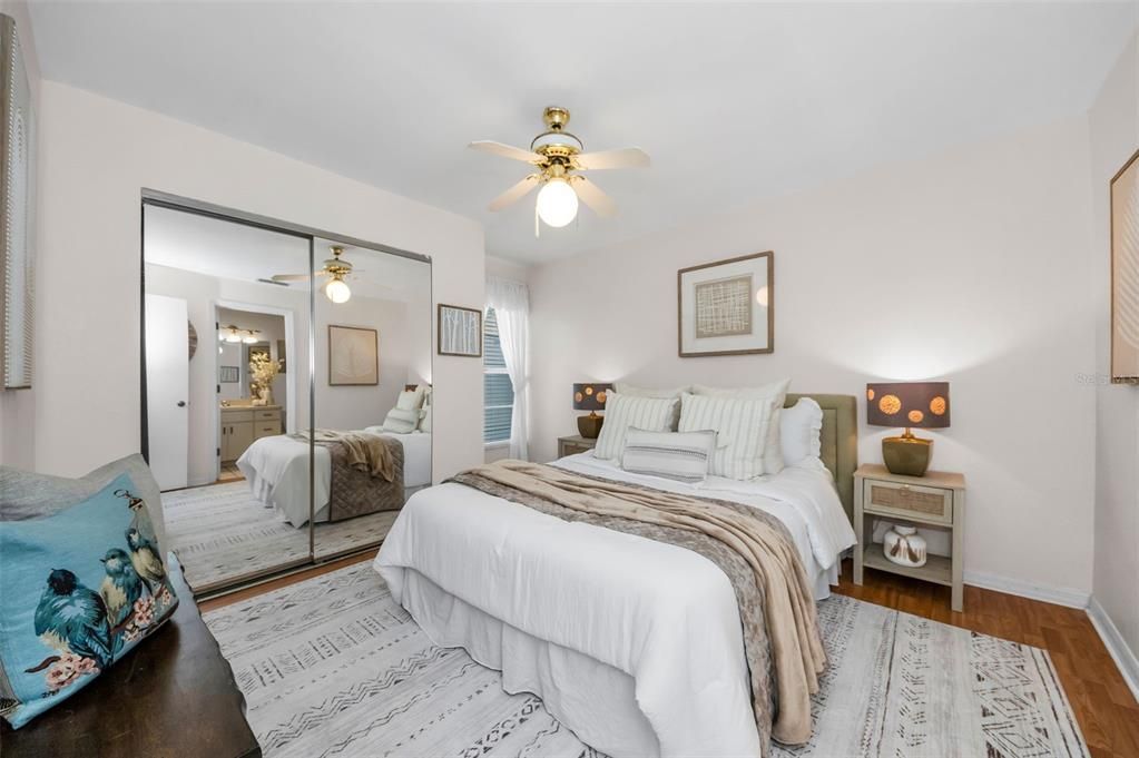 Active With Contract: $186,000 (2 beds, 2 baths, 815 Square Feet)