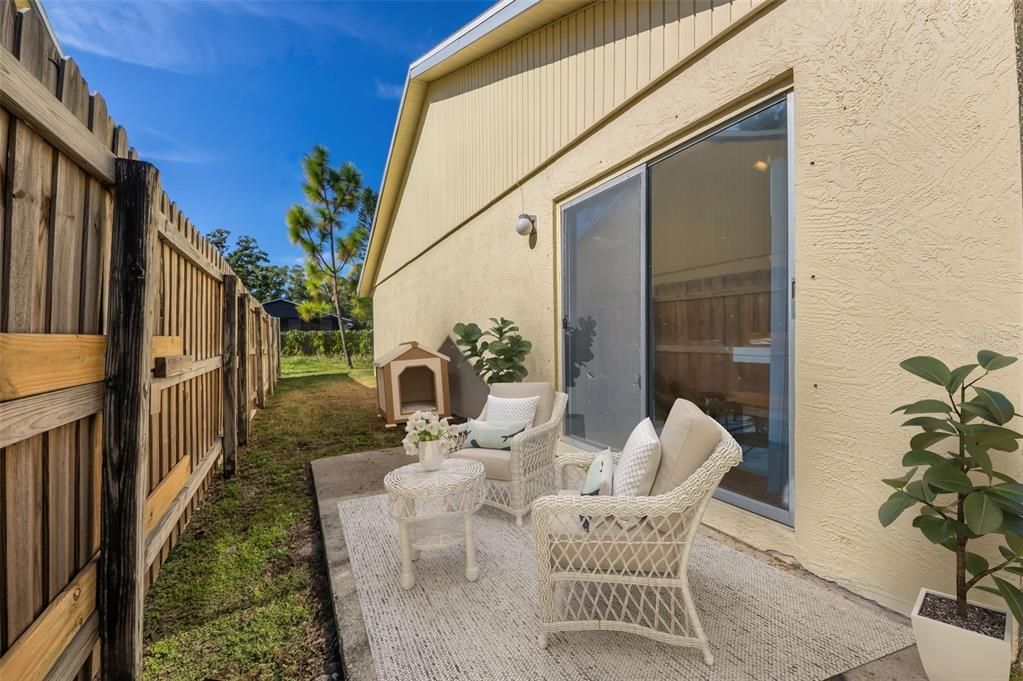 Active With Contract: $186,000 (2 beds, 2 baths, 815 Square Feet)