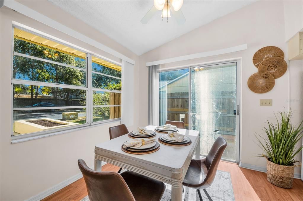 Active With Contract: $186,000 (2 beds, 2 baths, 815 Square Feet)