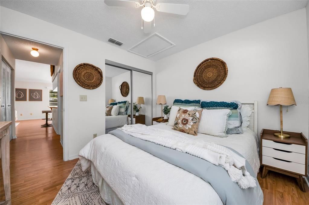 Active With Contract: $186,000 (2 beds, 2 baths, 815 Square Feet)