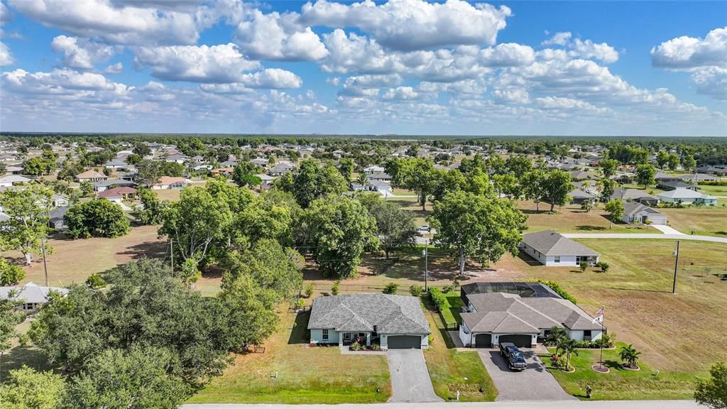 En Venta: $330,000 (4 camas, 2 baños, 1829 Pies cuadrados)