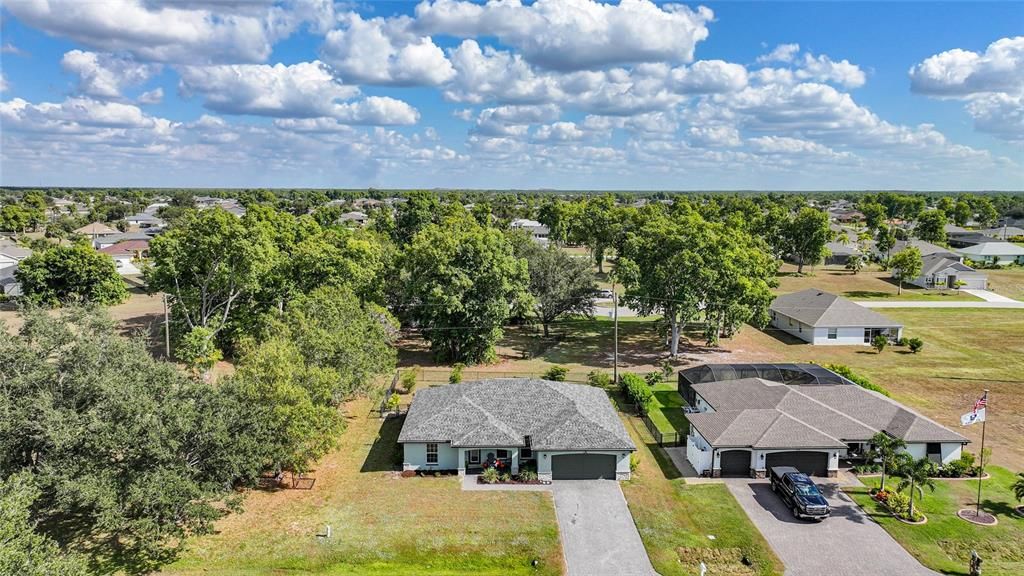 En Venta: $330,000 (4 camas, 2 baños, 1829 Pies cuadrados)