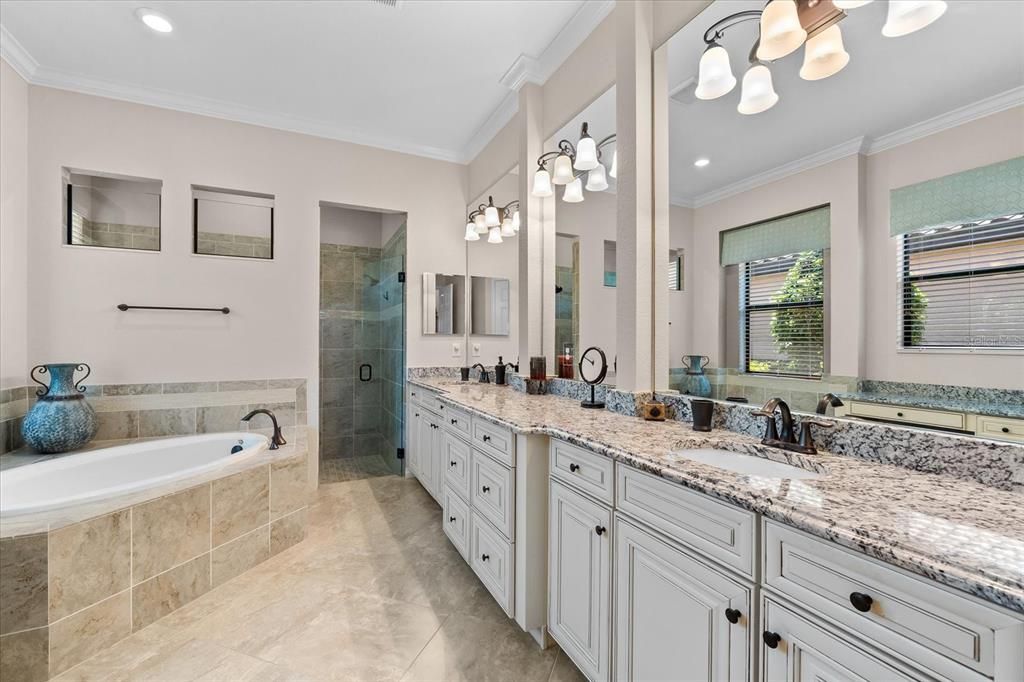 For Sale: $1,299,000 (3 beds, 3 baths, 2799 Square Feet)