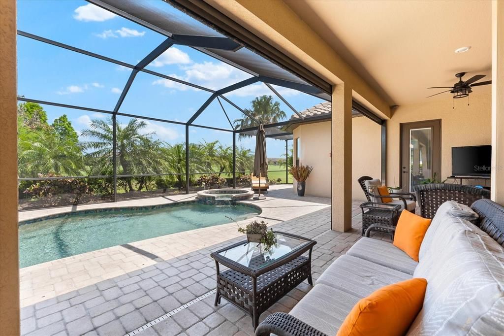 For Sale: $1,299,000 (3 beds, 3 baths, 2799 Square Feet)