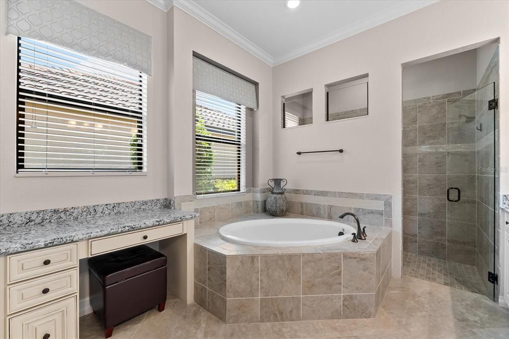 For Sale: $1,299,000 (3 beds, 3 baths, 2799 Square Feet)