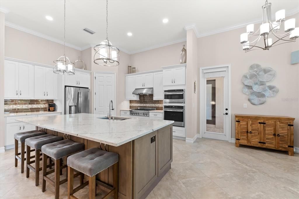 For Sale: $1,299,000 (3 beds, 3 baths, 2799 Square Feet)