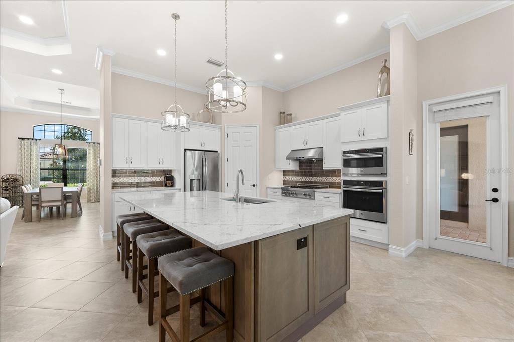 For Sale: $1,299,000 (3 beds, 3 baths, 2799 Square Feet)