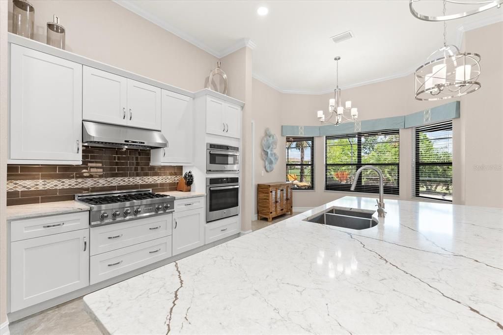 For Sale: $1,299,000 (3 beds, 3 baths, 2799 Square Feet)