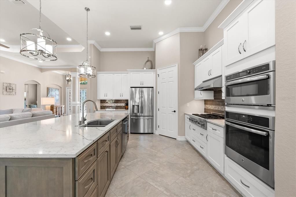 For Sale: $1,299,000 (3 beds, 3 baths, 2799 Square Feet)