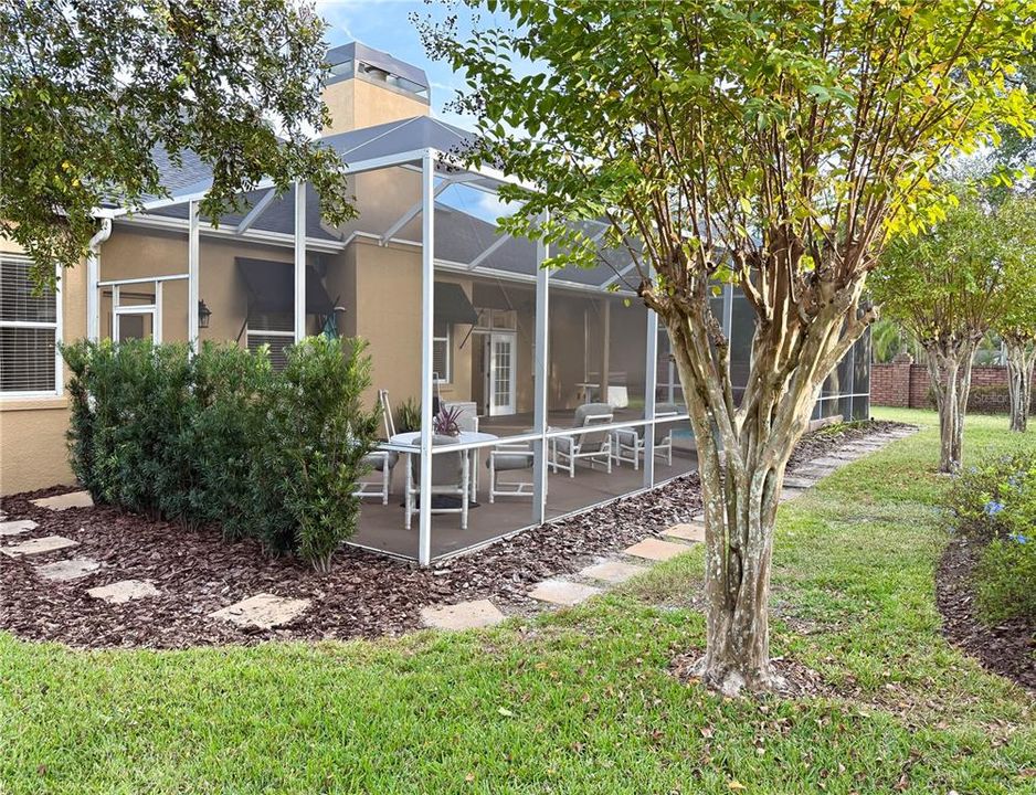 For Sale: $685,000 (4 beds, 3 baths, 2800 Square Feet)