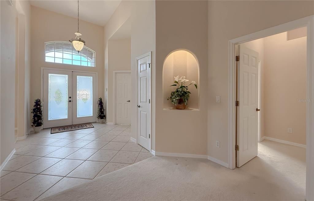 For Sale: $685,000 (4 beds, 3 baths, 2800 Square Feet)