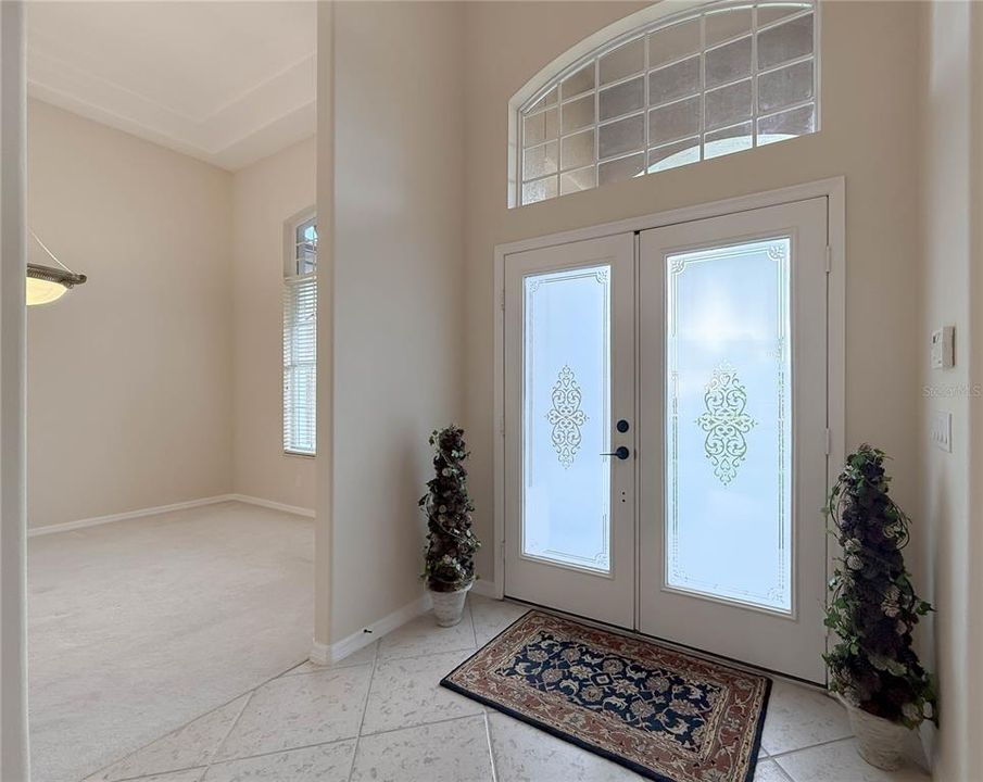 For Sale: $685,000 (4 beds, 3 baths, 2800 Square Feet)