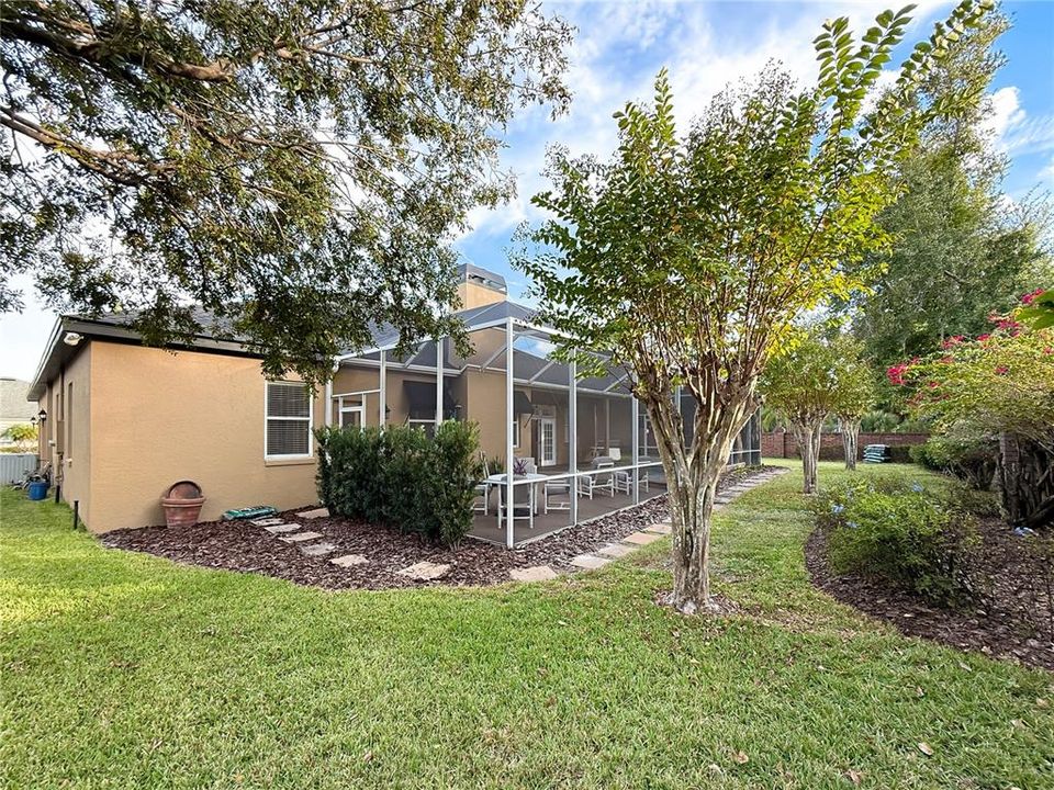 For Sale: $685,000 (4 beds, 3 baths, 2800 Square Feet)