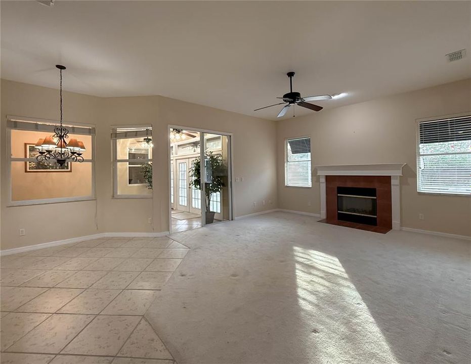 For Sale: $685,000 (4 beds, 3 baths, 2800 Square Feet)