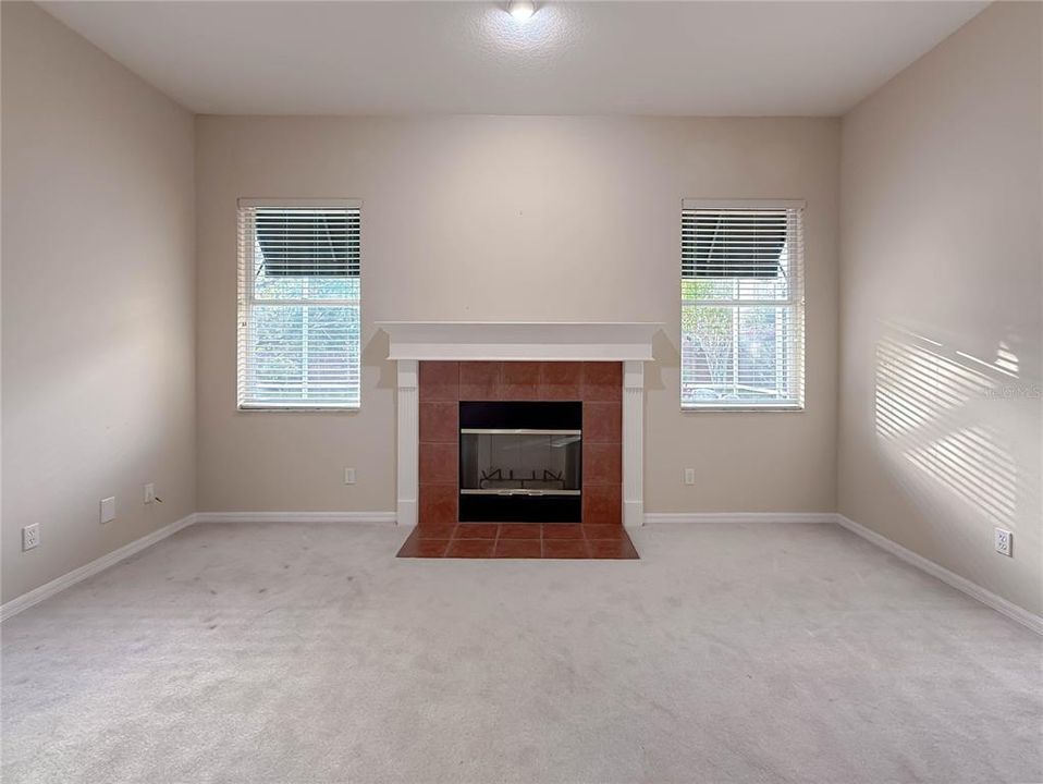 For Sale: $685,000 (4 beds, 3 baths, 2800 Square Feet)