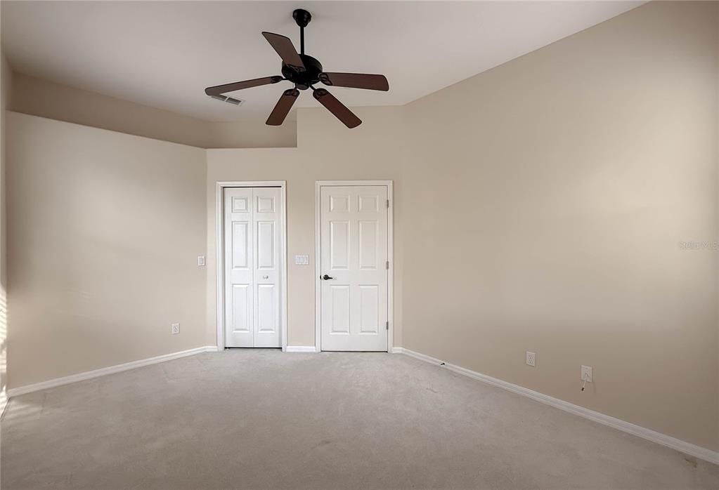 For Sale: $685,000 (4 beds, 3 baths, 2800 Square Feet)