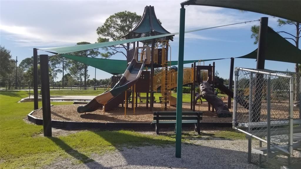 Activo con contrato: $23,000 (0.43 acres)