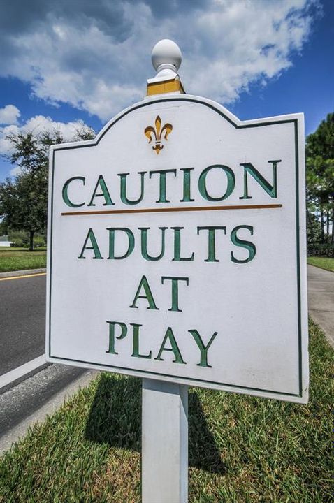 En Venta: $380,000 (3 camas, 2 baños, 1920 Pies cuadrados)