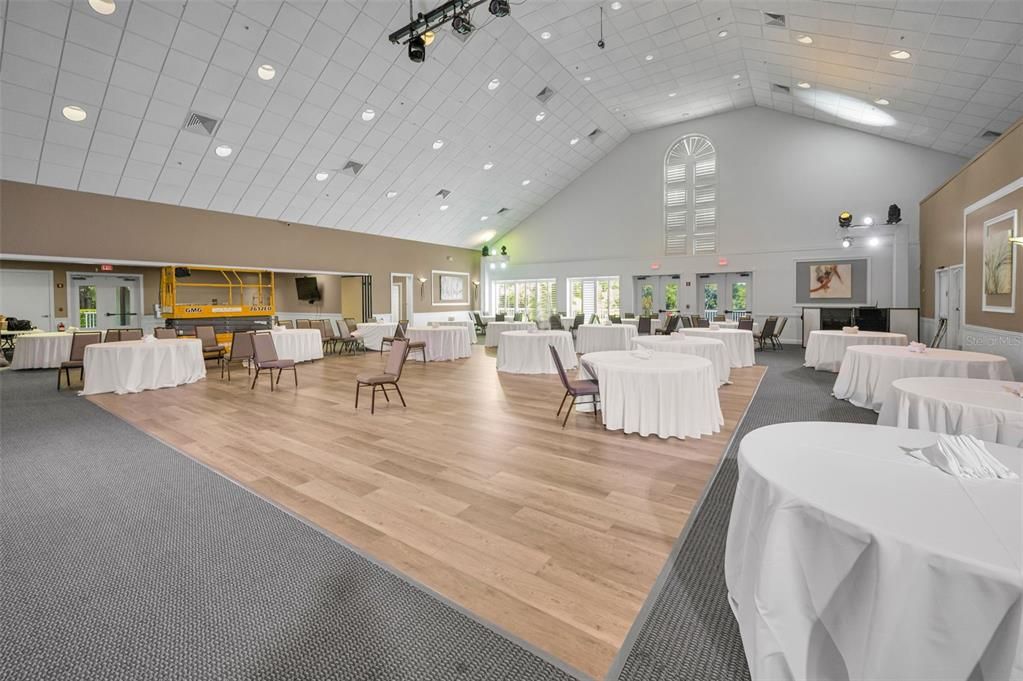 En Venta: $380,000 (3 camas, 2 baños, 1920 Pies cuadrados)