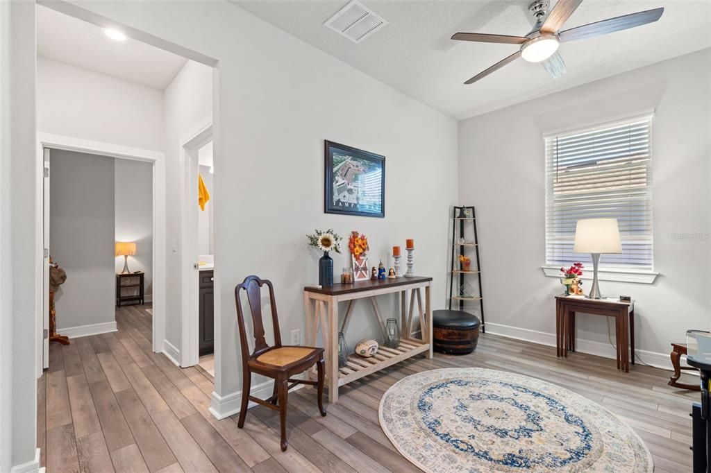 For Sale: $435,000 (2 beds, 2 baths, 1648 Square Feet)