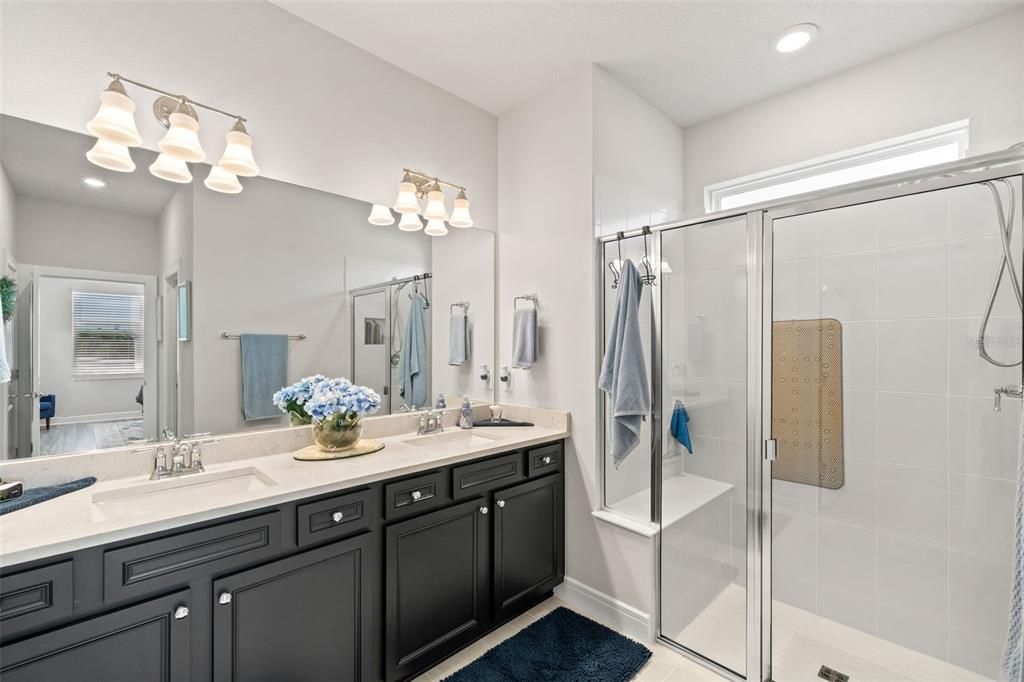 For Sale: $435,000 (2 beds, 2 baths, 1648 Square Feet)