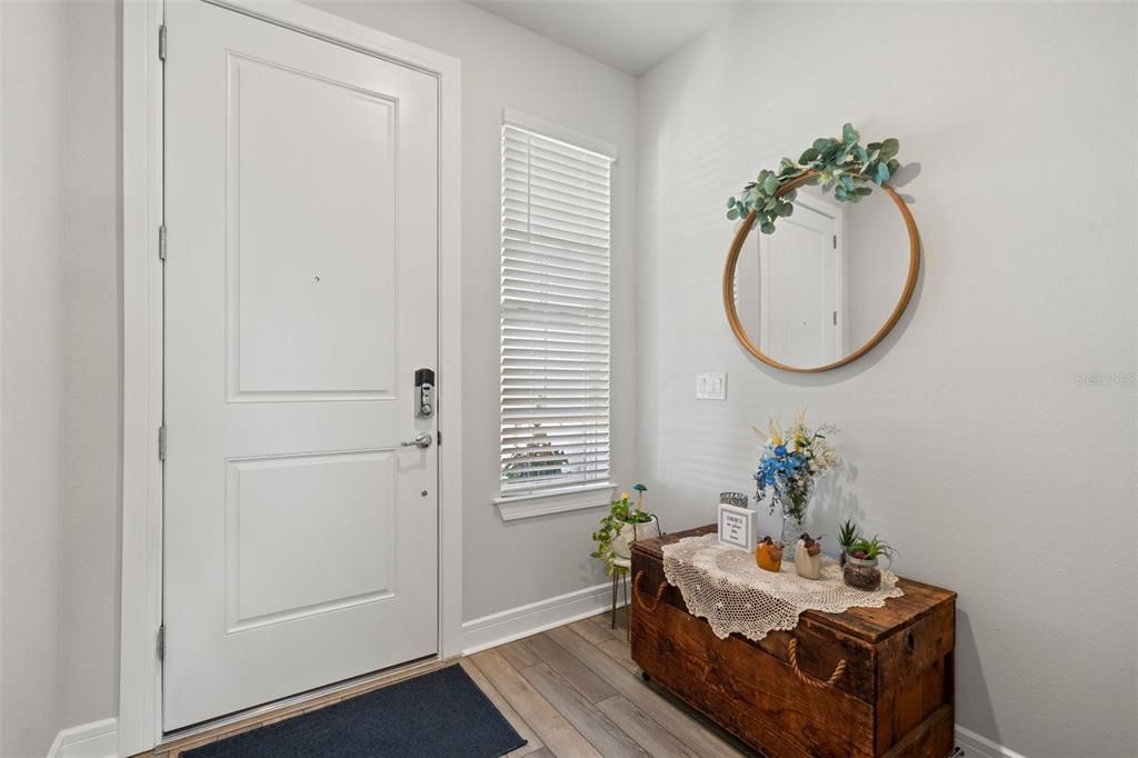 For Sale: $435,000 (2 beds, 2 baths, 1648 Square Feet)