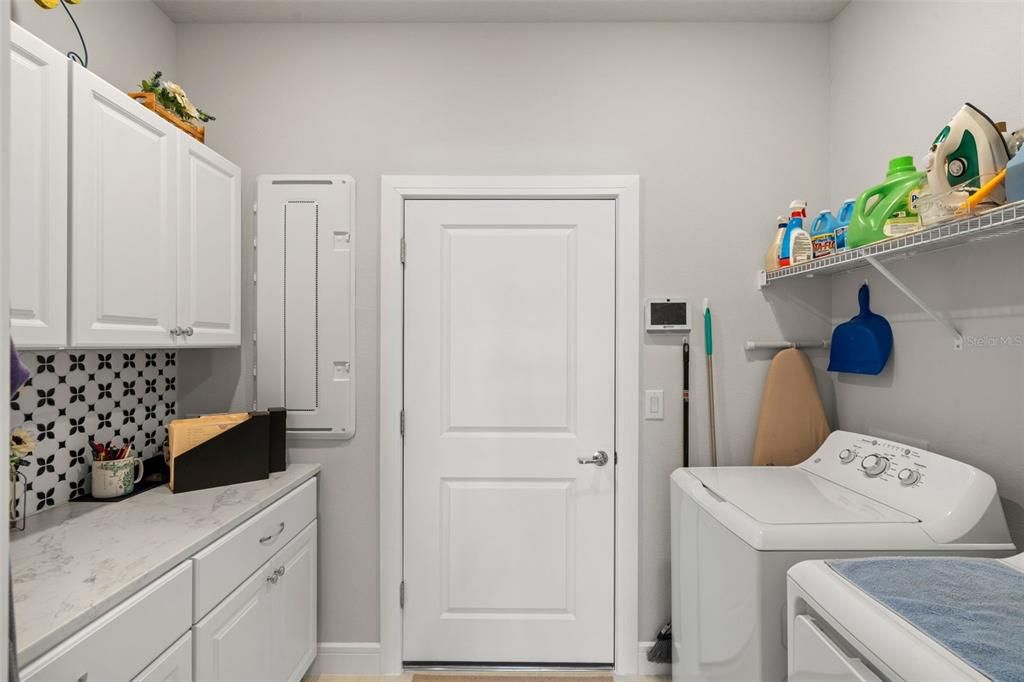 For Sale: $435,000 (2 beds, 2 baths, 1648 Square Feet)