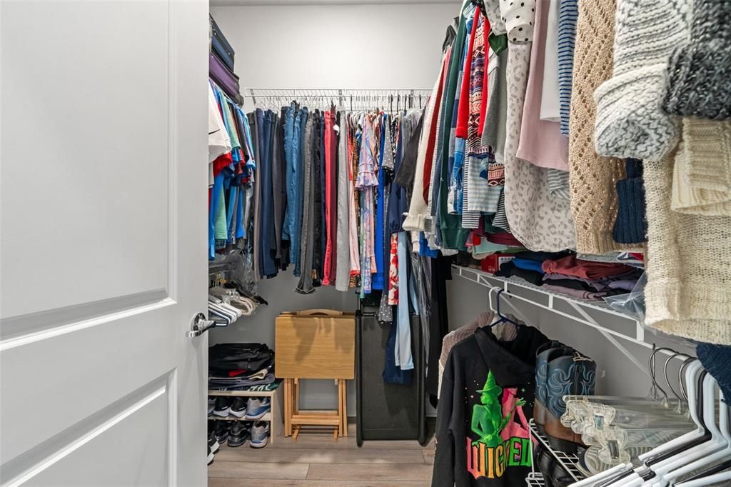 For Sale: $435,000 (2 beds, 2 baths, 1648 Square Feet)