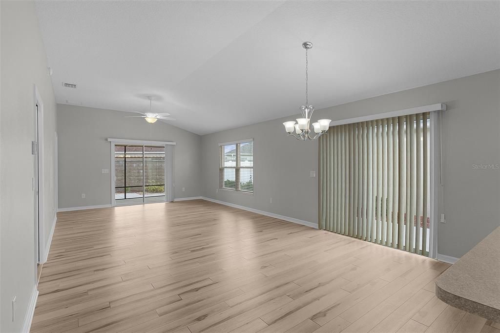 En Venta: $315,000 (2 camas, 2 baños, 1152 Pies cuadrados)