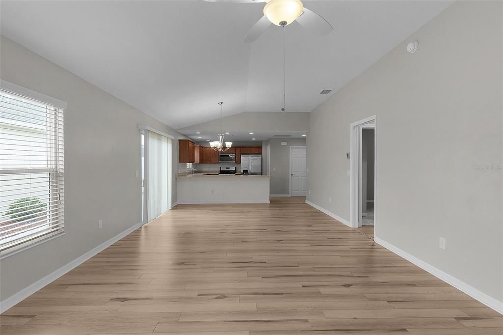 En Venta: $315,000 (2 camas, 2 baños, 1152 Pies cuadrados)