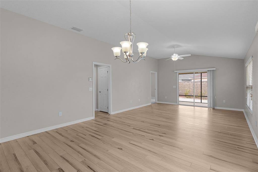 En Venta: $315,000 (2 camas, 2 baños, 1152 Pies cuadrados)