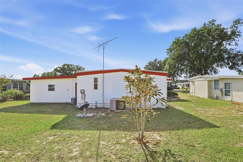 На продажу: $139,000 (2 спален, 2 ванн, 1104 Квадратных фут)