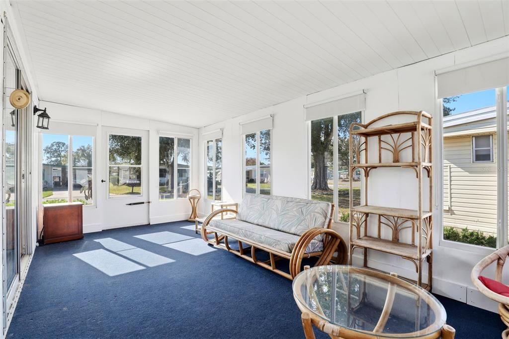 На продажу: $139,000 (2 спален, 2 ванн, 1104 Квадратных фут)