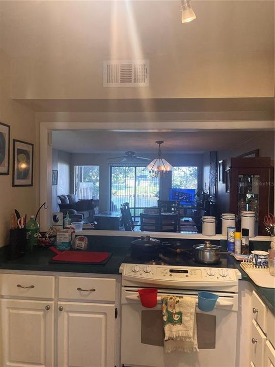 En Venta: $230,000 (2 camas, 1 baños, 1127 Pies cuadrados)