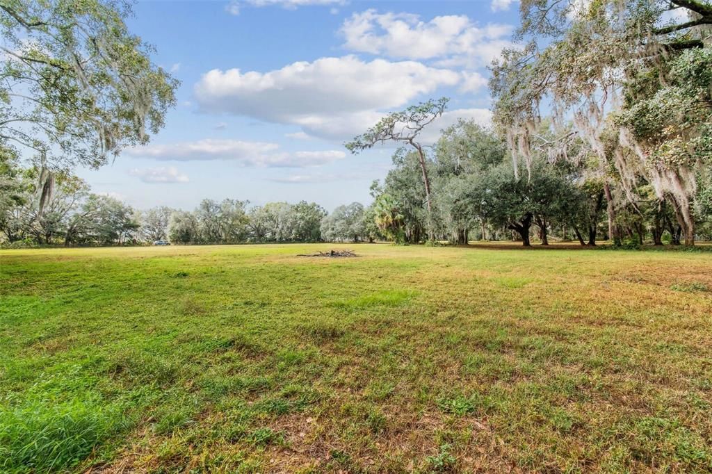 На продажу: $499,999 (4 спален, 2 ванн, 2322 Квадратных фут)