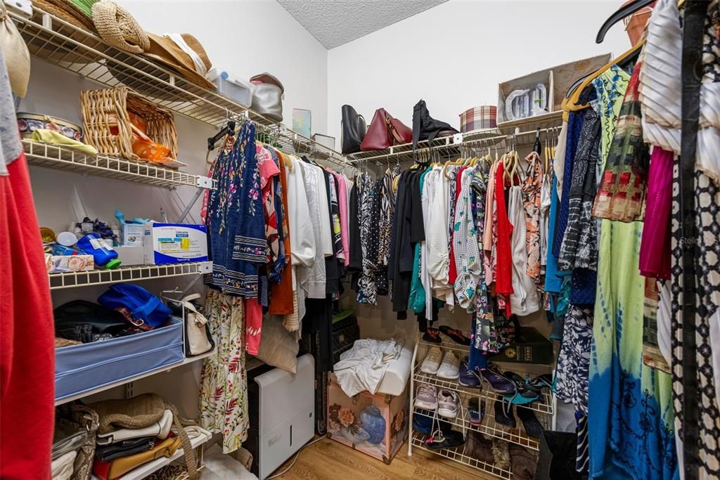 待售: $439,900 (3 贝兹, 2 浴室, 1340 平方英尺)