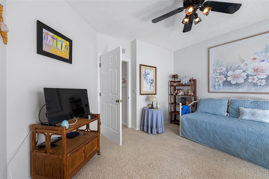 待售: $439,900 (3 贝兹, 2 浴室, 1340 平方英尺)