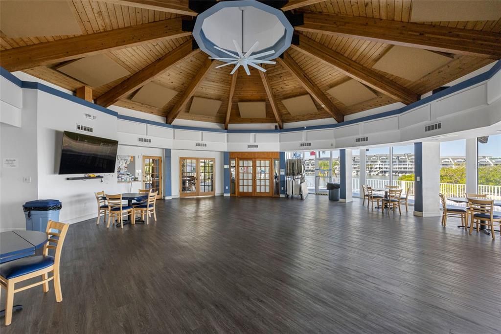 待售: $439,900 (3 贝兹, 2 浴室, 1340 平方英尺)