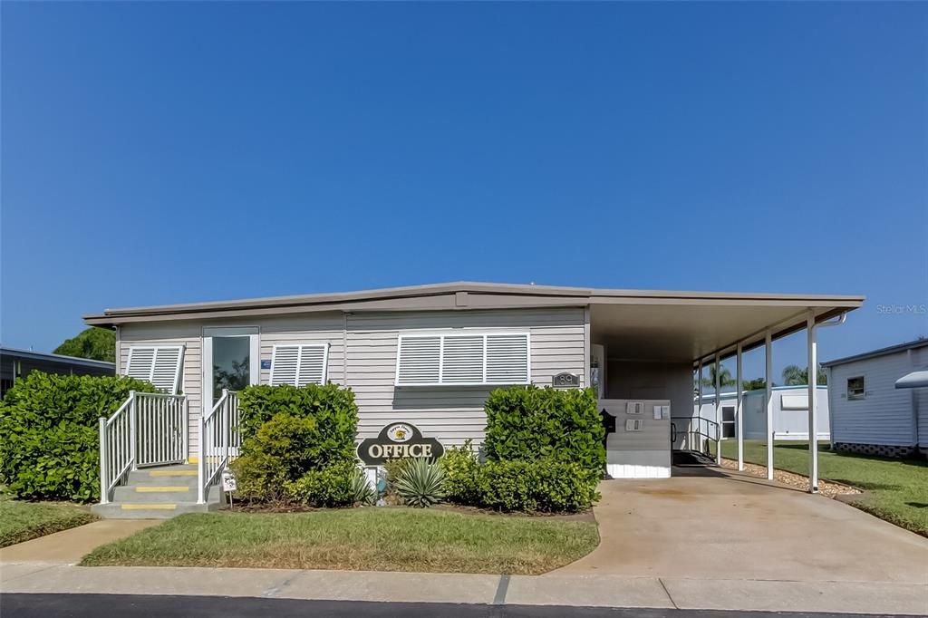 For Sale: $90,000 (2 beds, 2 baths, 912 Square Feet)