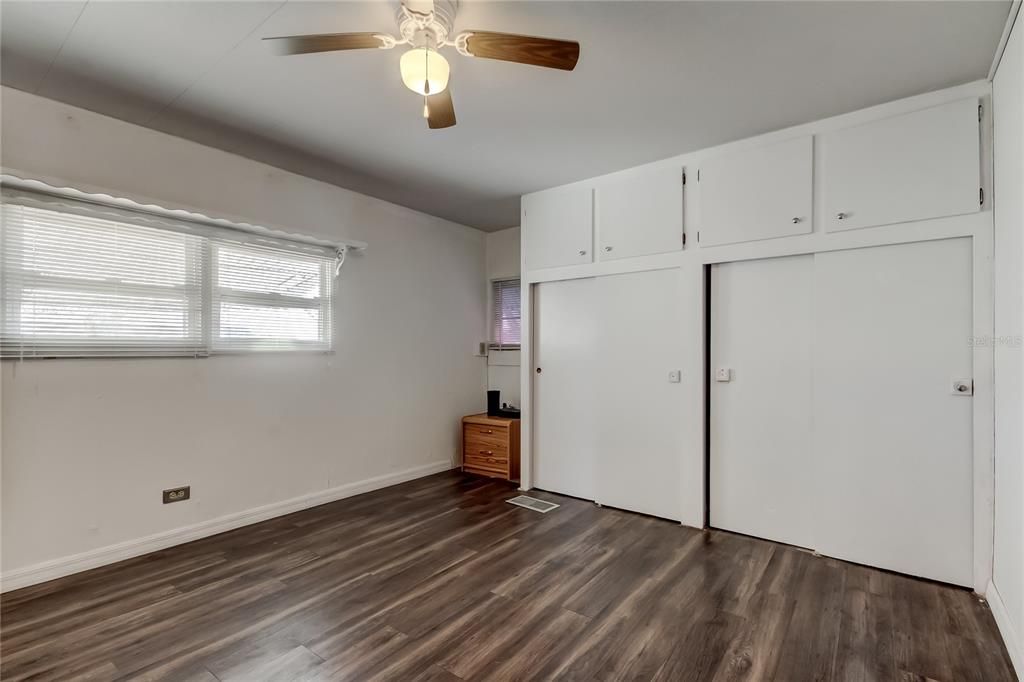 For Sale: $90,000 (2 beds, 2 baths, 912 Square Feet)