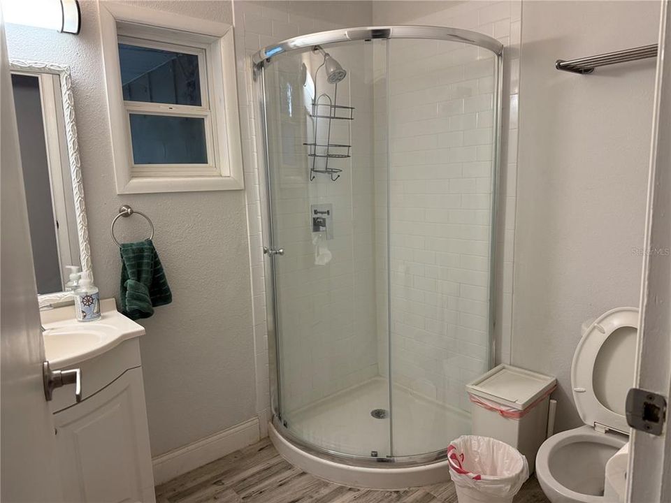 For Sale: $319,000 (3 beds, 2 baths, 1029 Square Feet)