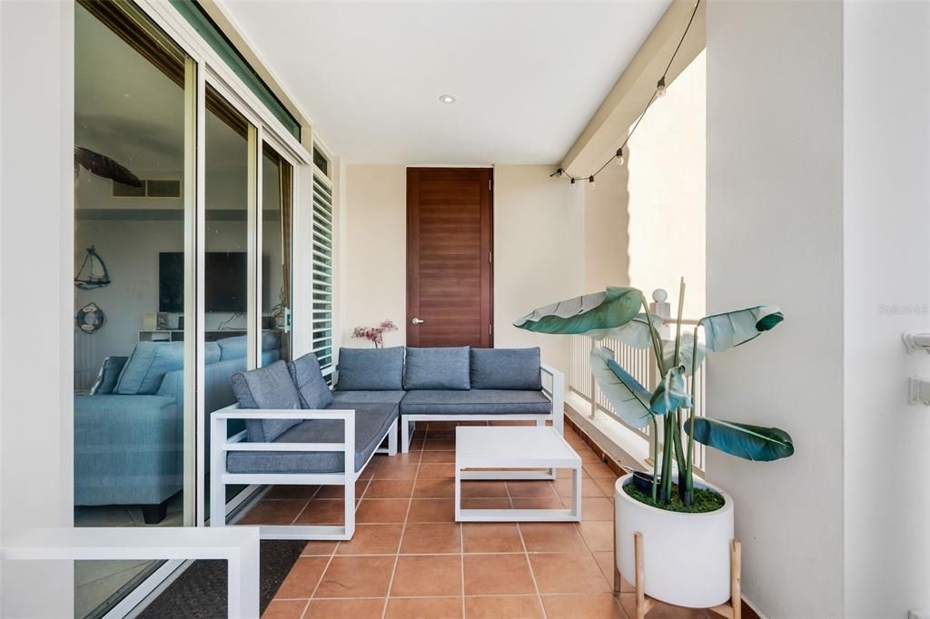 For Sale: $624,000 (3 beds, 3 baths, 2127 Square Feet)