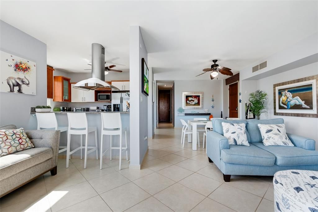 For Sale: $624,000 (3 beds, 3 baths, 2127 Square Feet)