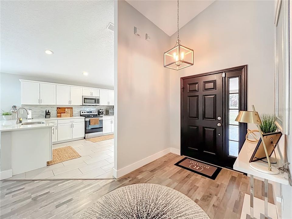 For Sale: $328,000 (3 beds, 2 baths, 1842 Square Feet)