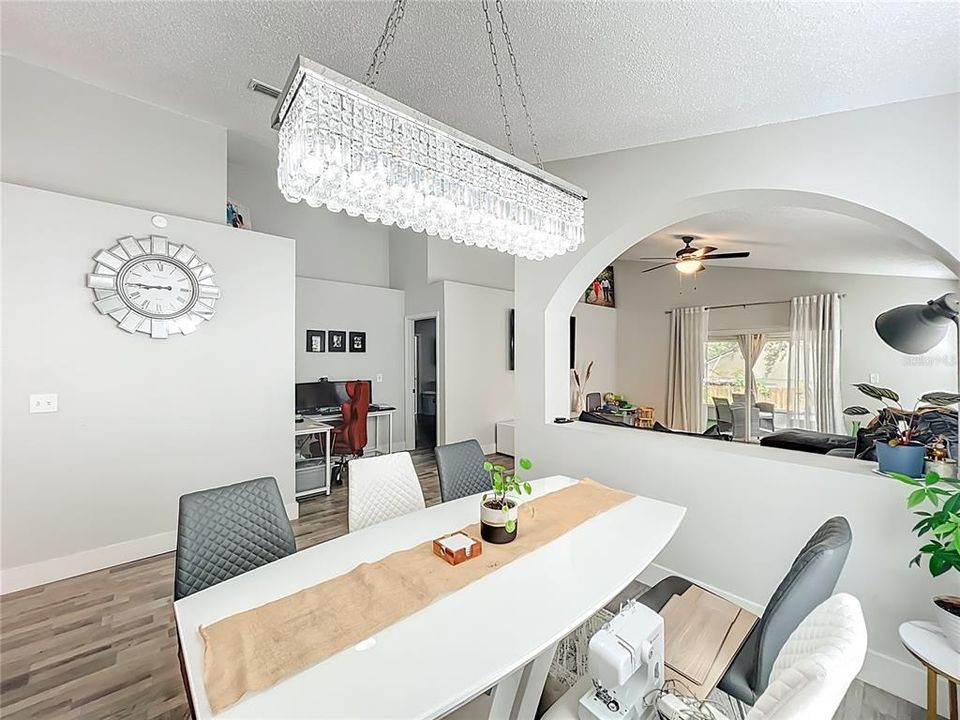 For Sale: $328,000 (3 beds, 2 baths, 1842 Square Feet)